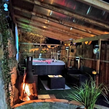 Le Love Chalet Des Alpes Guillestre Eksteriør billede