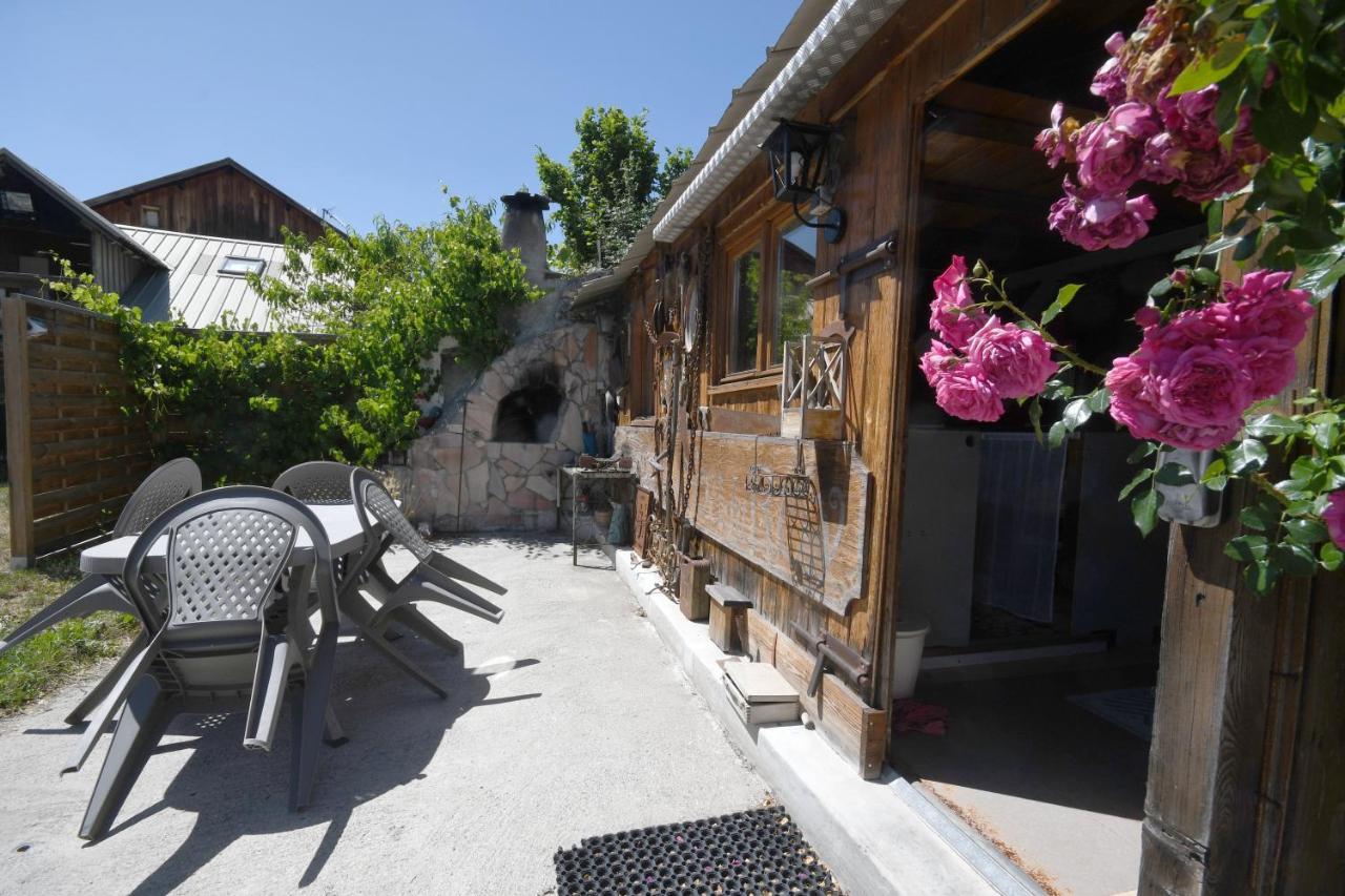 Le Love Chalet Des Alpes Guillestre Eksteriør billede